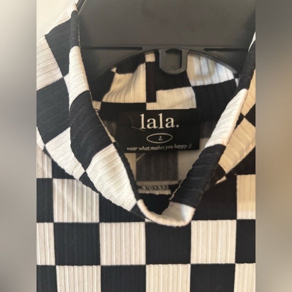 new Dressed in Lala Gigi Sleeveless Ribbed Playsuit in Black + White Check - Picture 6 of 9